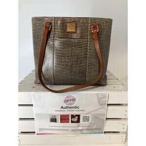 DOONEY & BOURKE LARGE GRAY ANIMAL PRINT LEATHER SHOUDLER BAG